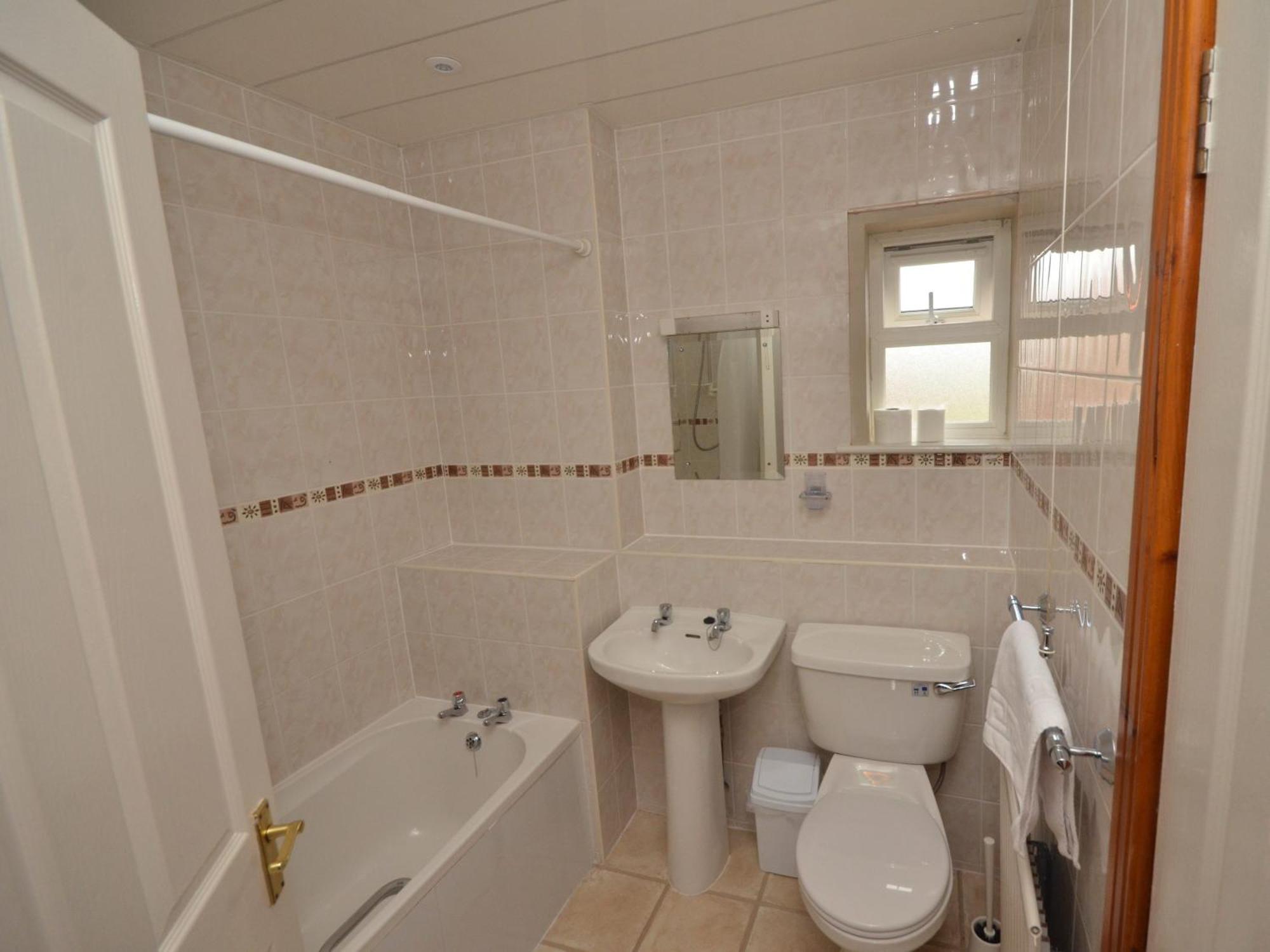 Plawsworth Hall Serviced Cottages And Apartments Durham Room photo